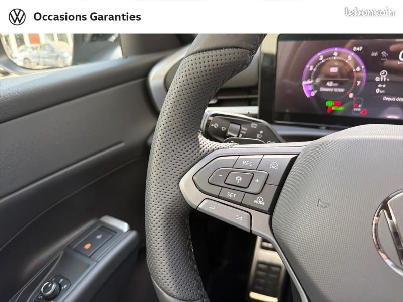 Volkswagen T-Roc 1.5 eTSI 150ch R-Line DSG7 (image 28)