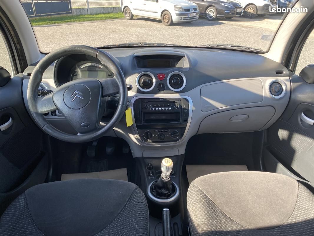 Citroën C3 HDI 70 CONFORT (image 15)