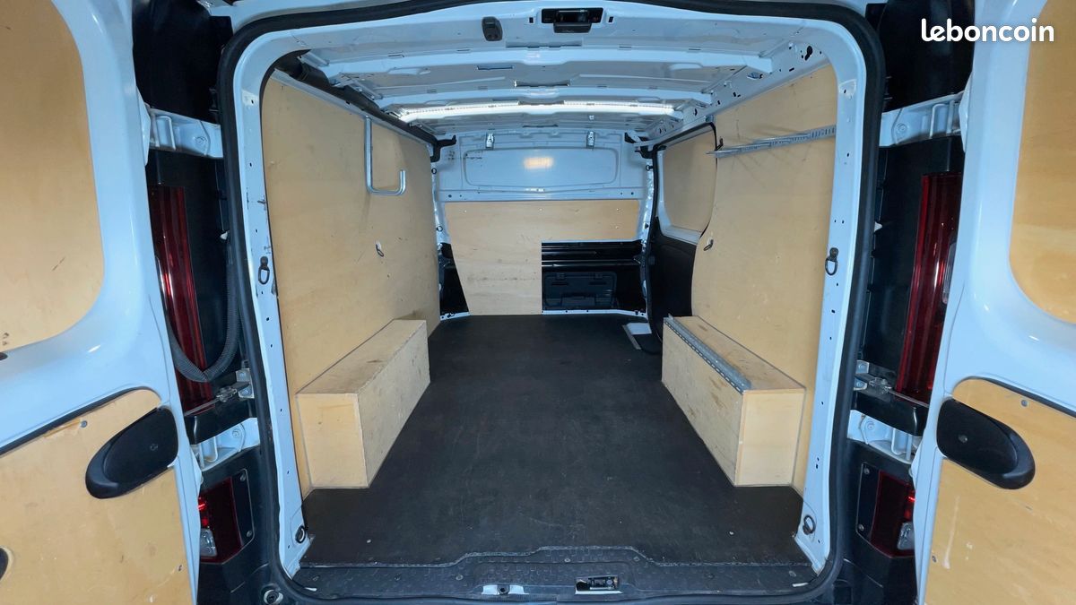 RENAULT TRAFIC L1H1 1000KG DCI 95ch GRAND CONFORT (GALERIE) PRIX HT (image 5)