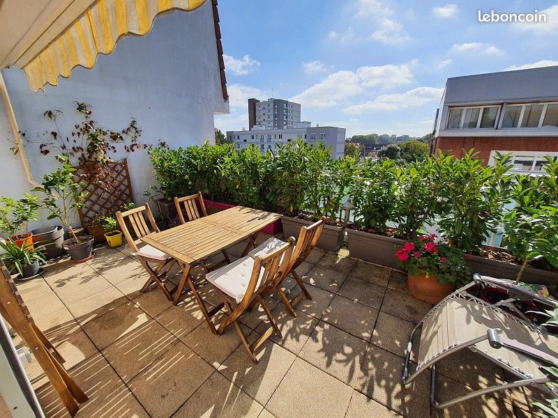 Appartement 95 m² · à Lambersart · 95 m² · 1 352 €/mois