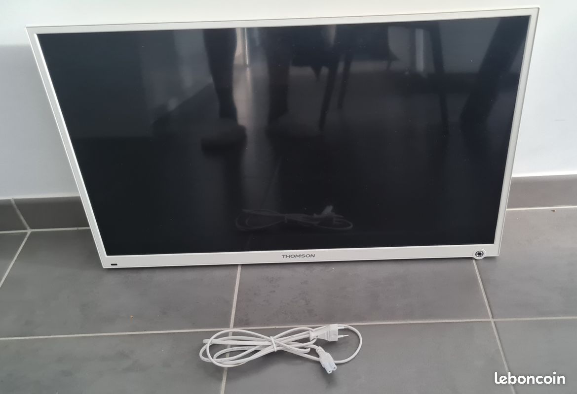 TV Thomson à rétroéclairage LED (image 1)