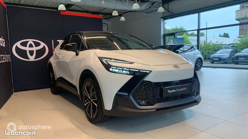 Toyota C-Hr 1.8 Hybride 140ch Collection MY25 (image 3)