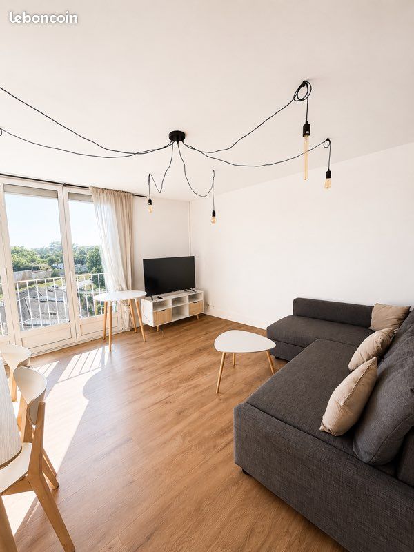 Appartement 4 pièces 65 m² · à Villenave-d'Ornon · 65 m² · 1 000 €