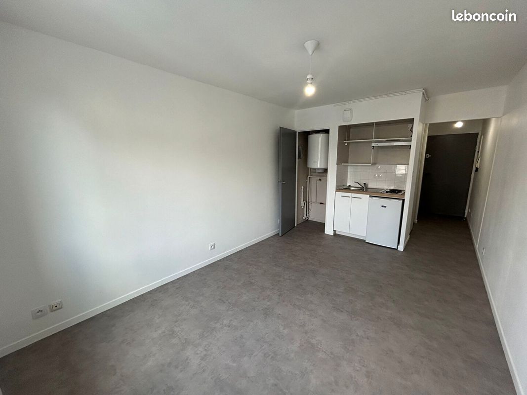 Appartement 1 pièce 22 m² · à Buxerolles · 22 m² · 380 €