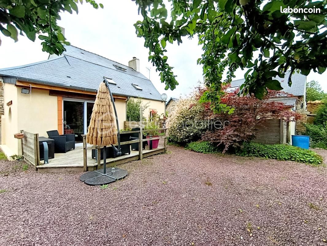 Maison 8 pièces 229 m² · à Le Molay-Littry · 229 m² · 299 990 €