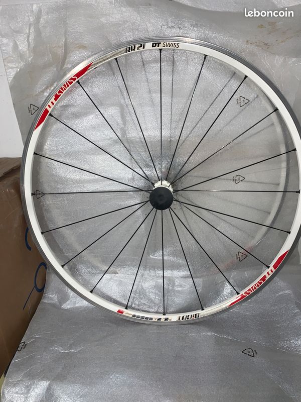 Roues DT Swiss Dicut RR21 (image 6)