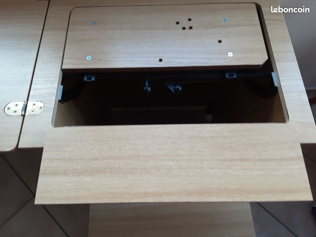 Meuble pour machine à coudre TBE bois clair (image 9)