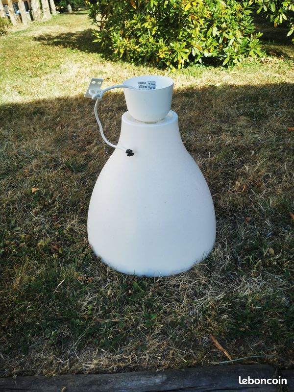 Lustre (image 1)