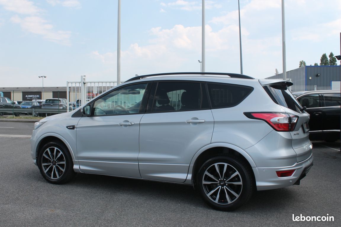 Ford Kuga 2.0 TDCi 150 SetS 4x2 BVM6 ST-Line (image 4)