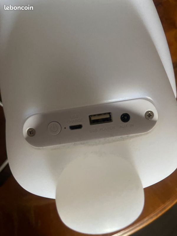 Enceinte nomade Bluetooth LED lapin - 15 W - 10 effets lumineux - (image 5)