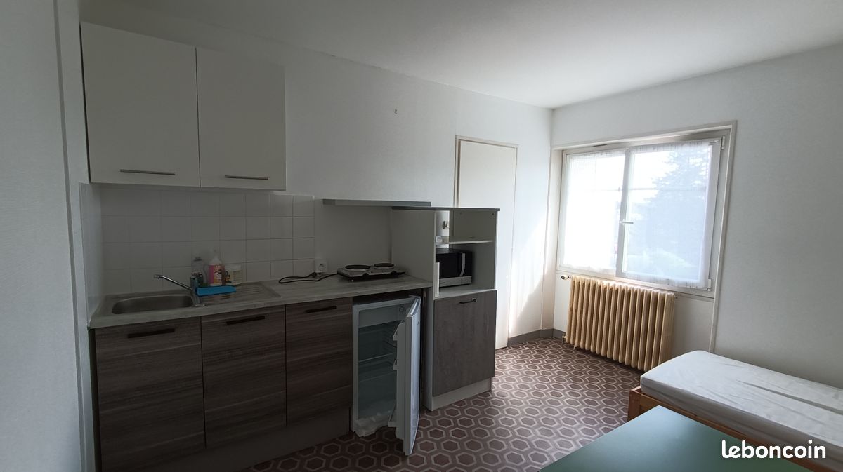 Appartement 1 pièce 16 m² · à Les Herbiers · 16 m² · 420 €/mois
