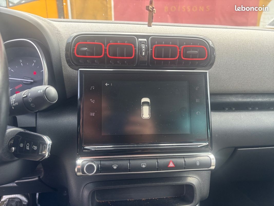 CITROEN C3 1.2 PURE TECH 82 SHINE Garantie 12 mois (image 12)