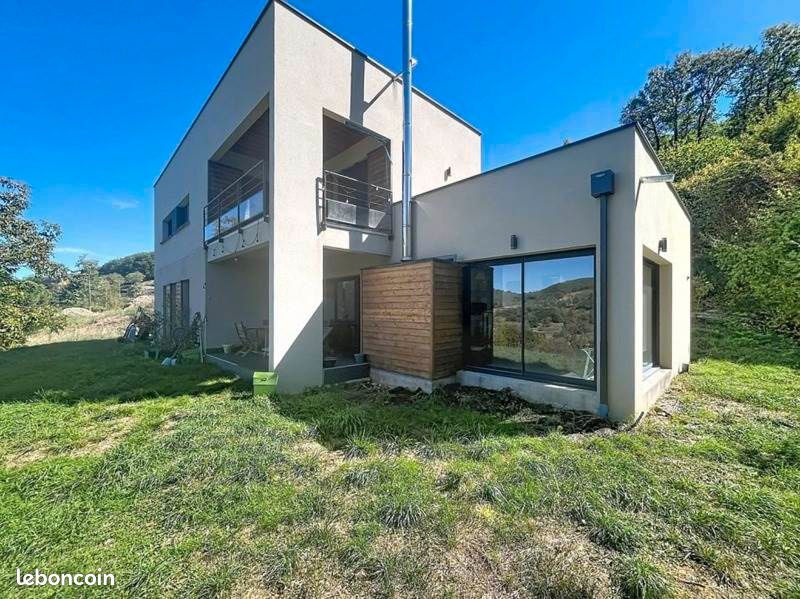Maison 4 pièces 147 m² · à Chasteaux · 147 m² · 283 392 €