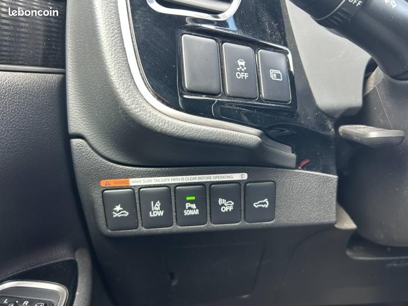 Mitsubishi Outlander PHEV Twin Motor Business 4WD Euro6d-T EVAP 5cv (image 21)