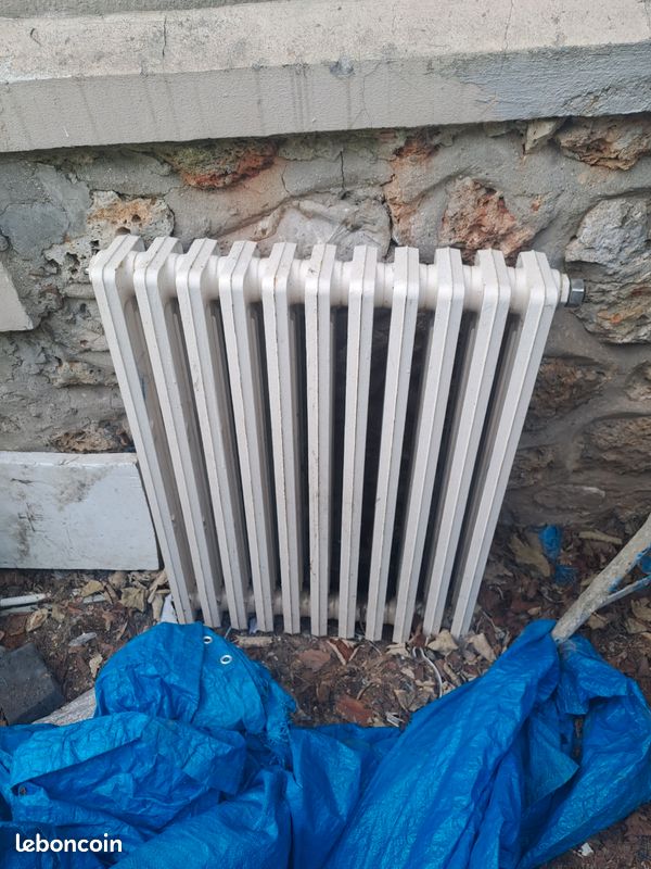 Radiateur en fonte (image 1)