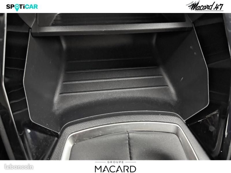 Peugeot 2008 1.2 PureTech 100ch S&S Active (image 37)