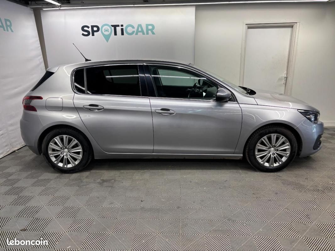 Peugeot 308 1.2 PureTech 110ch S&S BVM5 BC Allure (image 4)