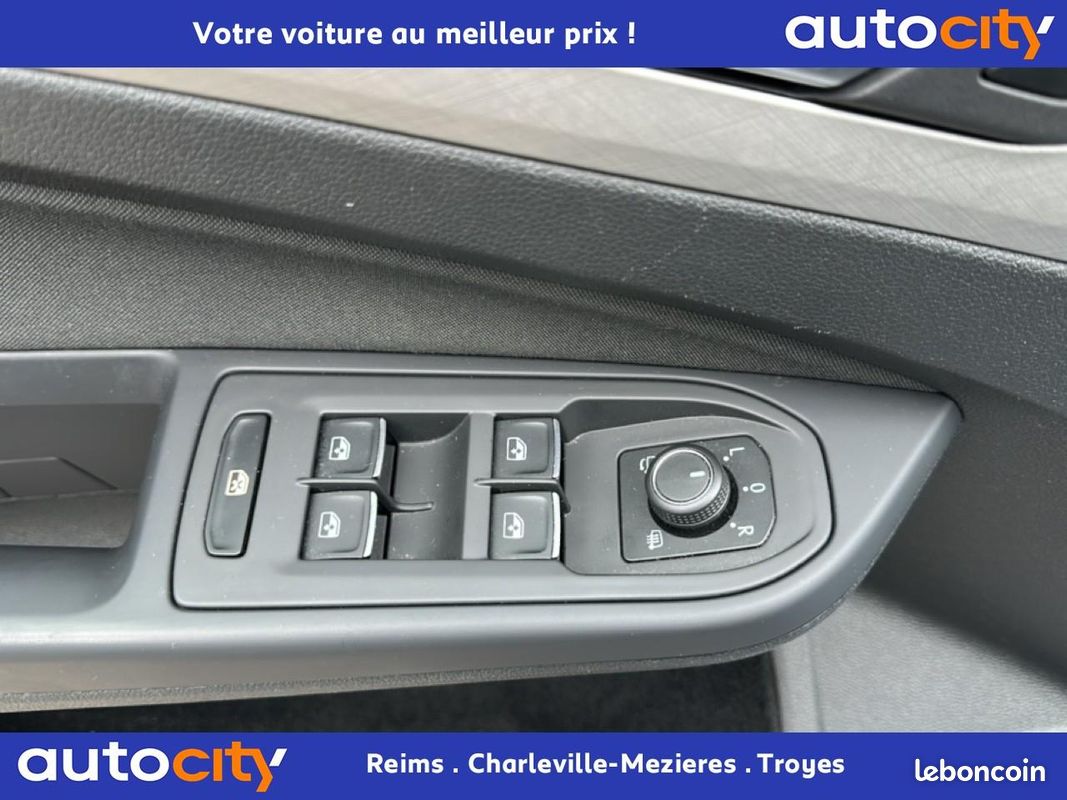 VOLKSWAGEN GOLF 1.5 eTSI OPF - 150 - BV DSG 7 VIII BERLINE Life 1st (image 19)