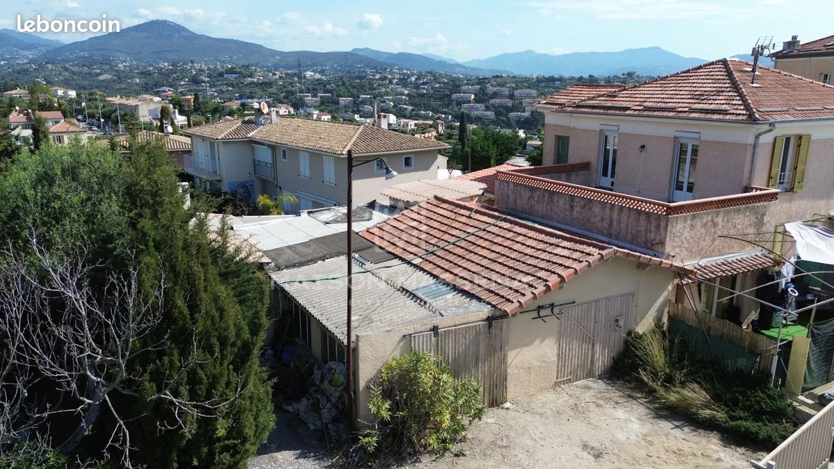 Maison 3 pièces 107 m² · à Nice · 107 m² · 235 000 €