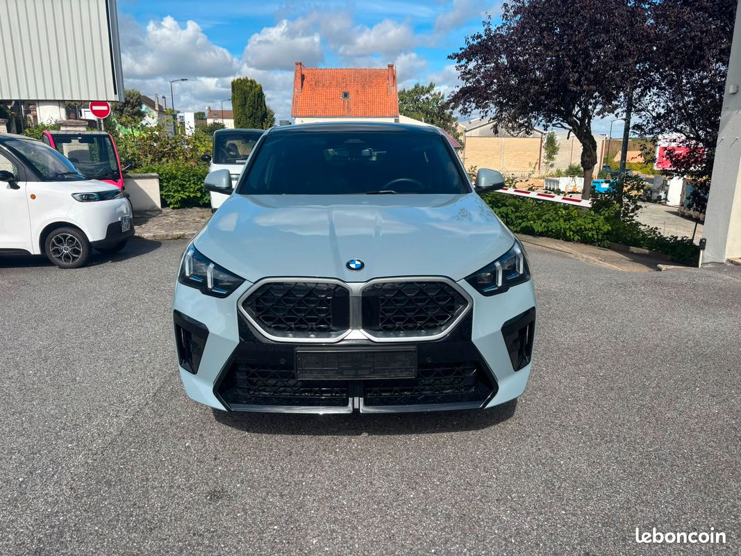 BMW X2 sDrive18d M-Sport – 8990 km - Toit PANO (image 3)