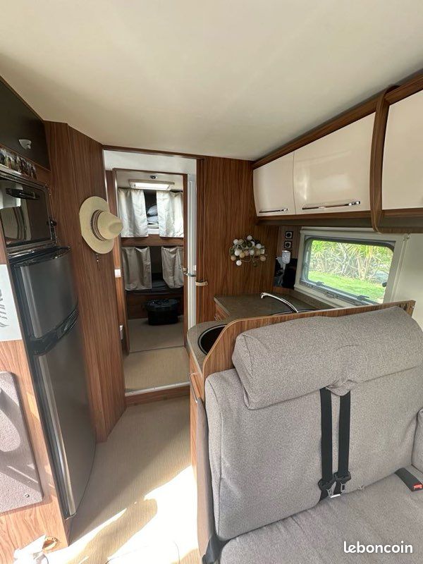 Camping car intégral itineo Sb 740 (image 3)