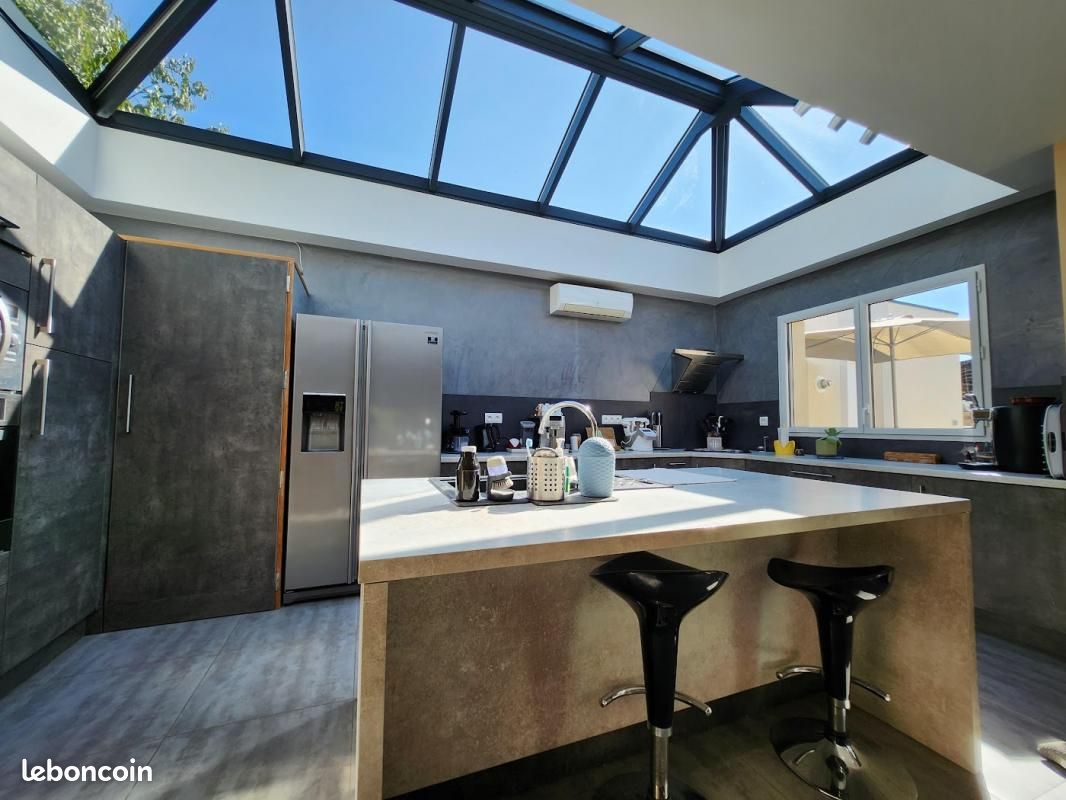 Maison 6 pièces 169 m² · à Darvault · 169 m² · 415 000 €