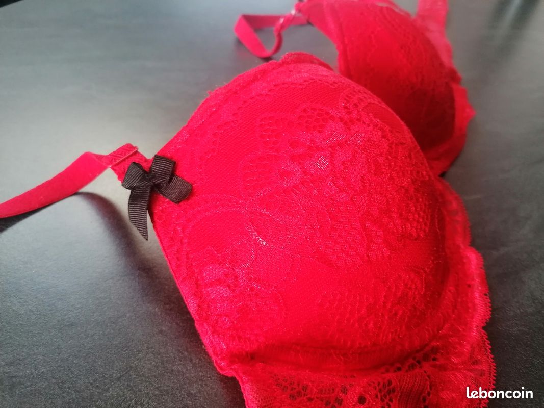 Soutien gorge rouge taille 90B (image 5)