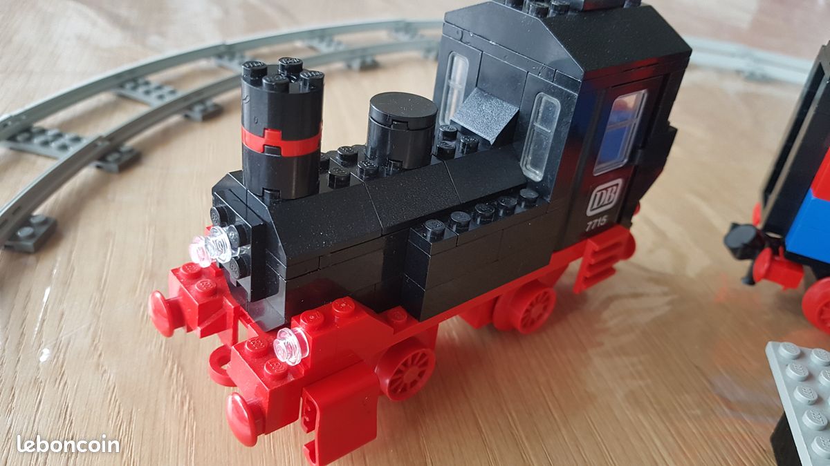 LEGO 7715 - train "Push-Along Passenger Steam Train" 1985 (image 3)