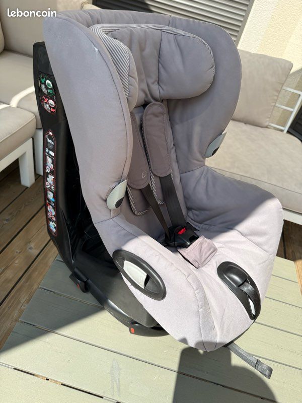 Siège auto Bébé Confort Axiss pivotant (image 3)
