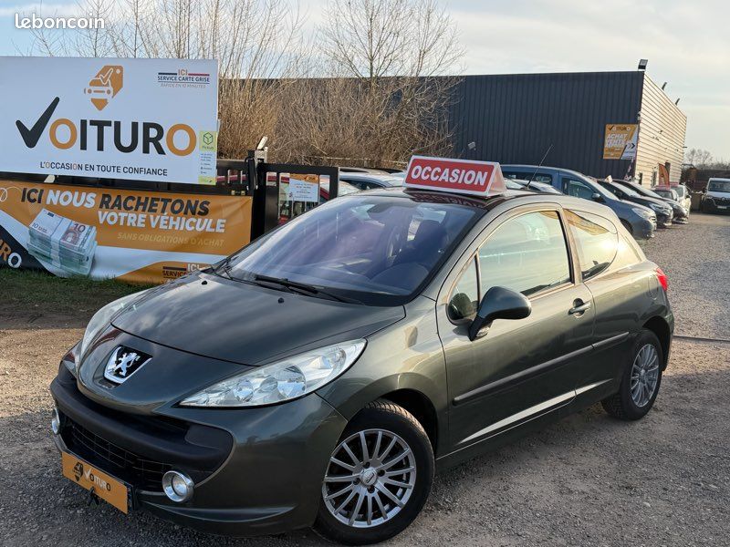 (CARTE GRISE OFFERT) Peugeot 207 1.4 e boîte automatique ,kit distribution neuf,révisée,⭐️garantie 1 an offert inclus✅ (image 1)