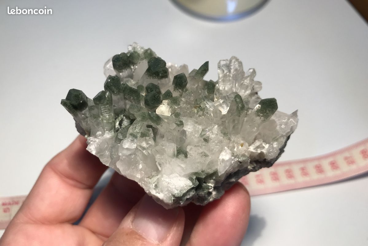 Quartz inclusion chlorite - collection pierre minéraux (image 5)