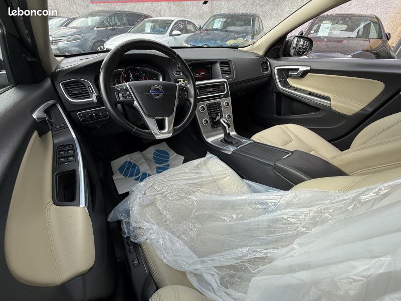 Volvo S60 D3 150CH KINETIC BUSINESS GEARTRONIC (image 13)