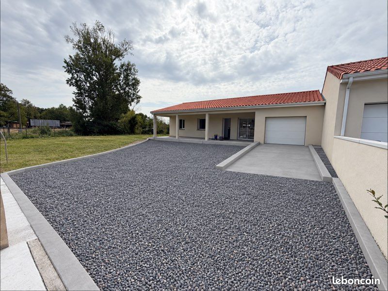Maison 6 pièces 113 m² · à Lezoux · 113,4 m² · 275 000 €