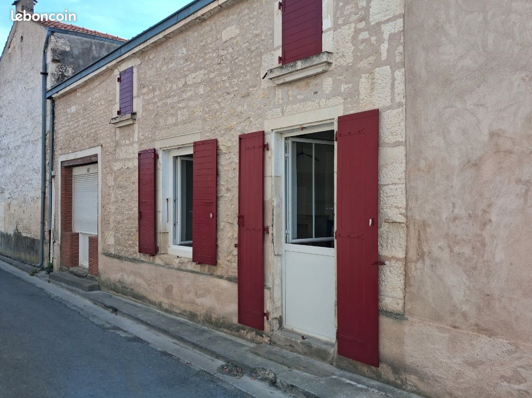 Maison 3 pièces 70 m² · à Saint-Georges-du-Bois · 70 m² · 110 000 €