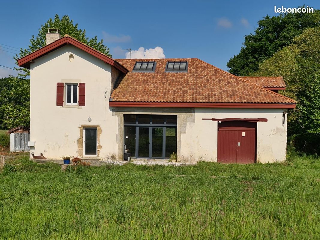 Maison 7 pièces 235 m² · à Sainte-Marie-de-Gosse · 235 m² · 318 000 €