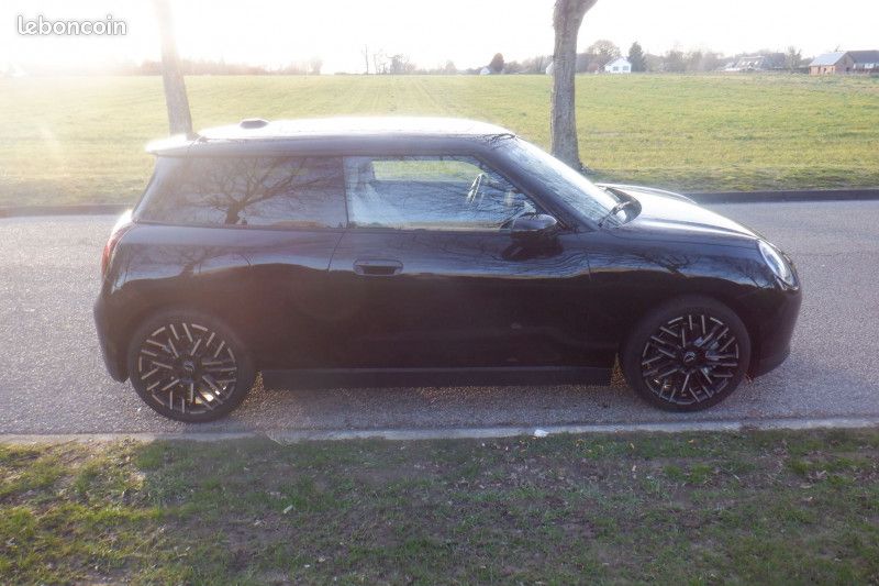 Mini MINI HATH F56 BEV LCI COOPER ELECTRIC E 184 CH FAVOURED (image 6)