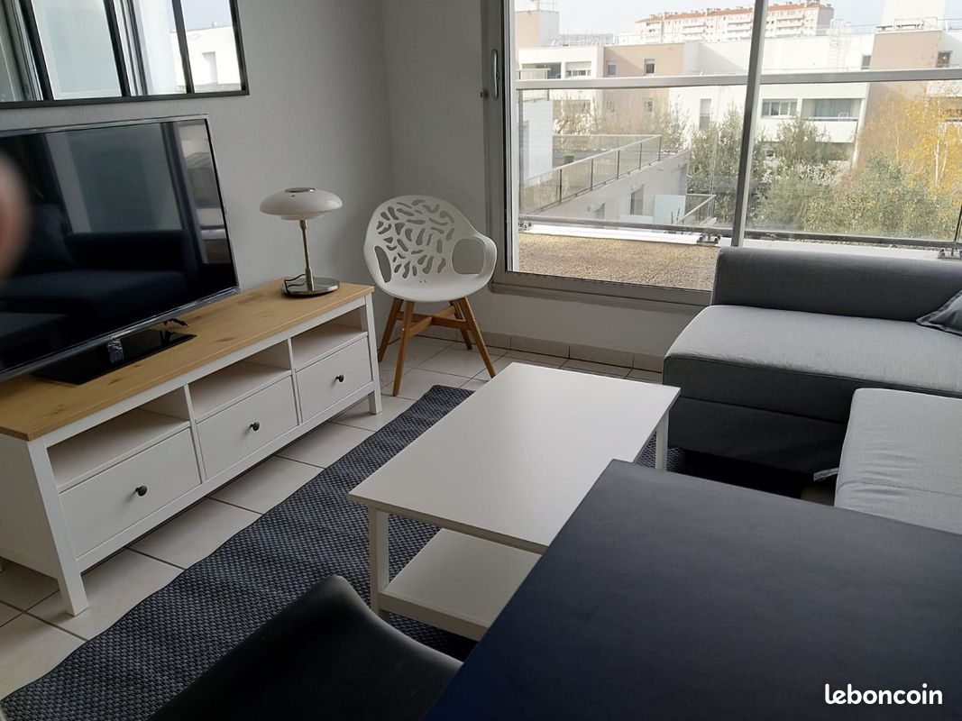 Appartement 3 pièces 55 m² · à Bordeaux · 55 m² · 1 044 €/mois