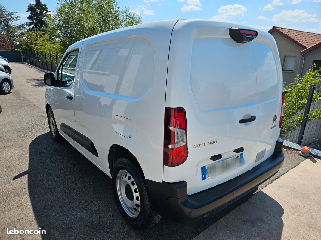 Citroën BERLINGO III BLUEHDI 100 Motricité renforcer 03Places 121000kms 8658ht (image 4)