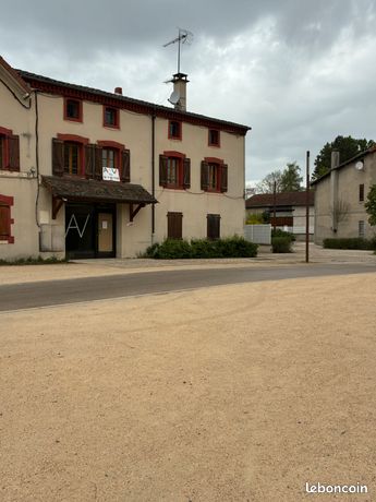 Maison 4 chambres avec local commercial 103m²- Orléat - Idéal profession libérale ou investissement