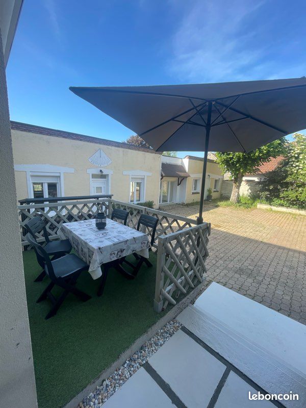 Maison 10 pièces 325 m² · à Tremblay-les-Villages · 325 m² · 430 000 €