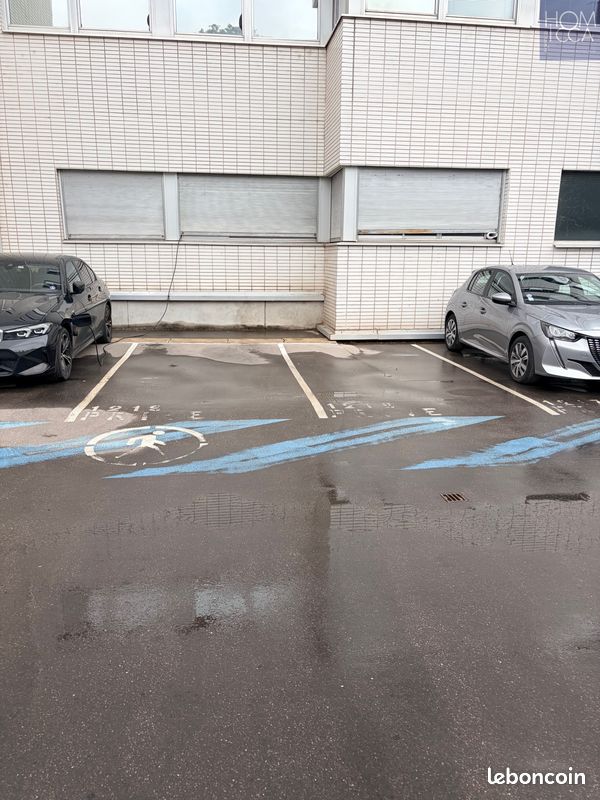 Parking 11 m² · à Lyon · 11 m² · 15 000 €