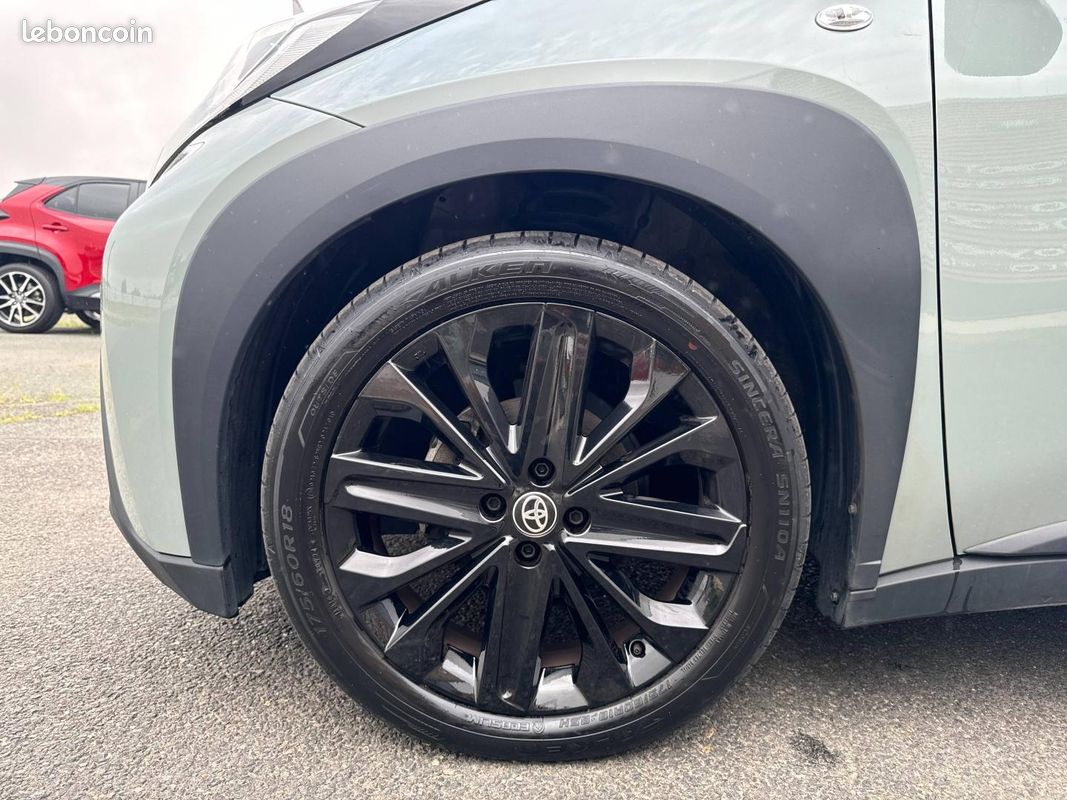 Toyota Aygo X 1.0 VVT-i 72ch Air Design MY24 (image 37)