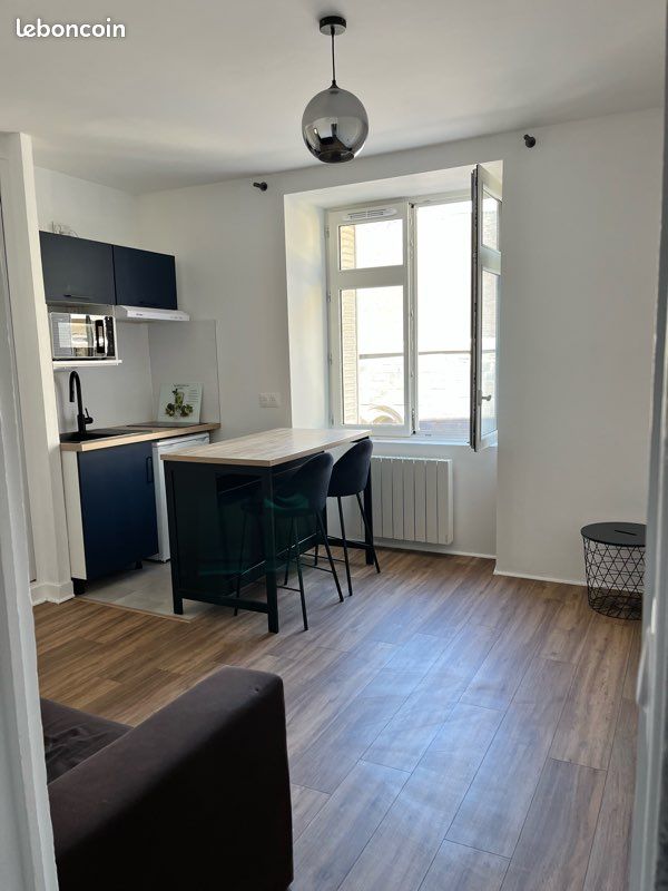 Appartement 2 pièces 27 m² · à Poitiers · 27 m² · 590 €
