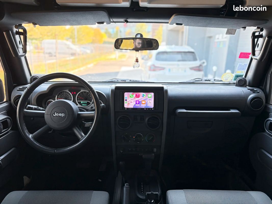 Jeep WRANGLER Rubicon 3.8 V6 199 CH BVA4 / Hardtop / Carplay / Camera De Recul (image 8)