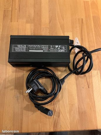 Chargeur électrique LED Spyder Fasta 18v - Occasion - État Fonctionnel