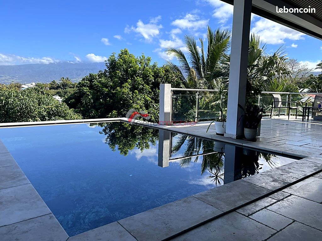 Maison 6 pièces 181 m² · à Saint-Pierre · 181 m² · 715 000 €