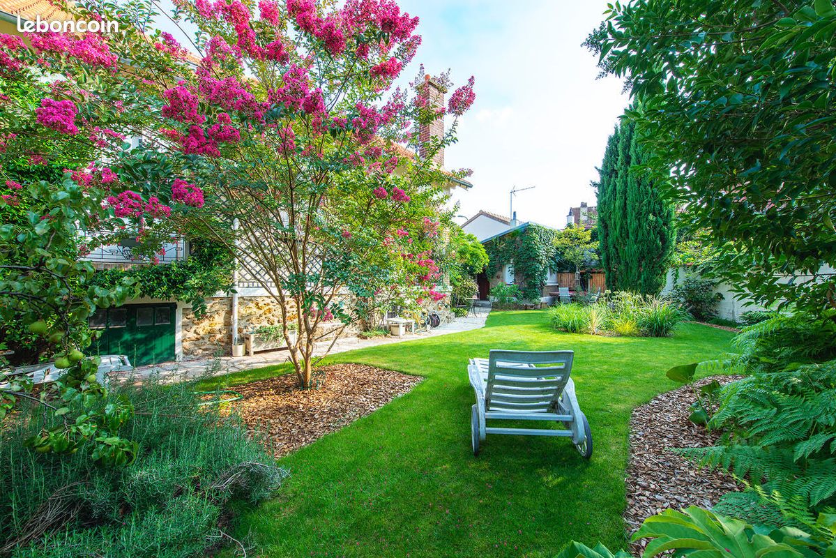 Maison 6 pièces 160 m² · à Saint-Maur-des-Fossés · 160 m² · 1 350 000 €