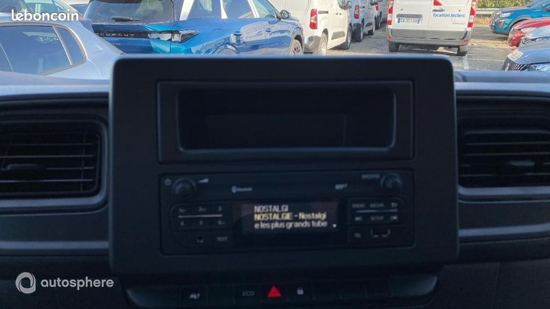 Renault Master Véhicule utilitaire ou Société F3500 L3H3 2.3 Blue dCi 135ch Confort Euro6E (image 18)