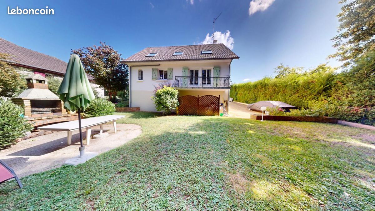 Maison 7 pièces 166 m² · à Brunoy · 166 m² · 595 000 €