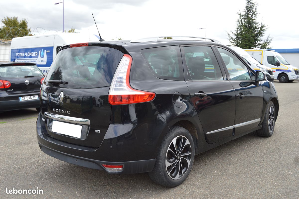 Renault Grand Scénic 7 Places 1.6l Dci 130CH- Energy Bose Edition - Régulateur - Bluetooth - Clim Auto - Semi-Cuir - Ct Ok (image 3)